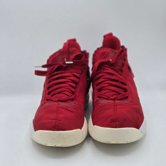 Athletic_Shoes